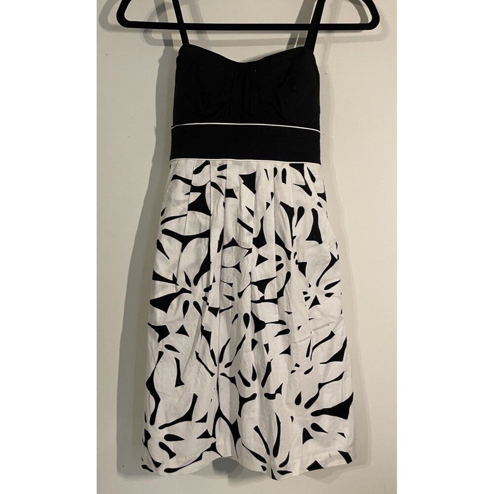 CITY TRIANGLES Dress Black White Floral Flare Cocktail Party Y2K Junior Size 1